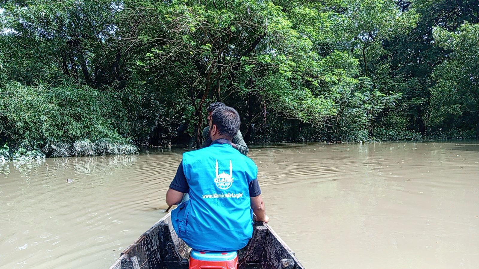 Islamic Relief inleder en nödinsats efter de dödliga översvämningarna i Bangladesh 1 Bangladesh 2